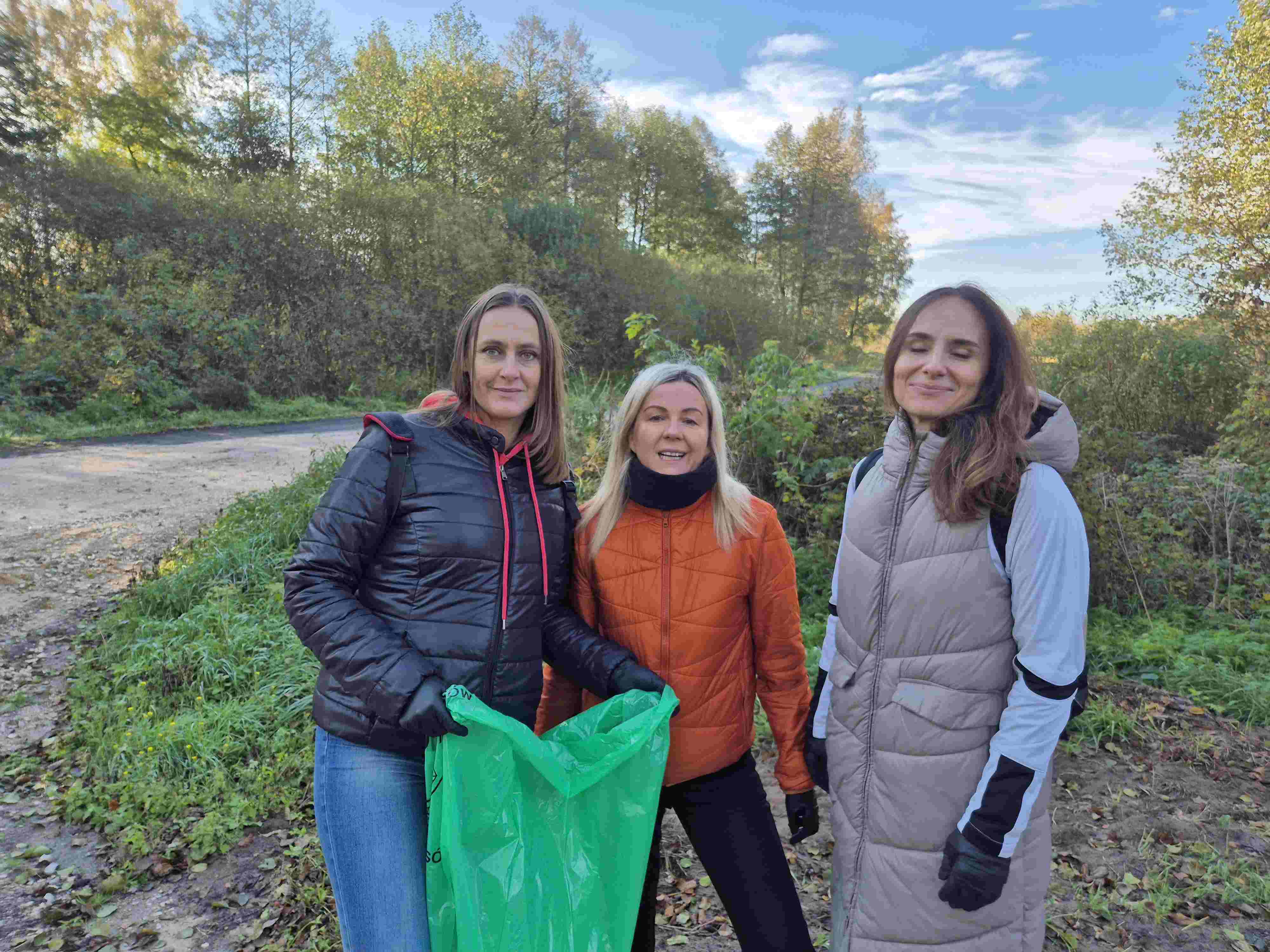 Nowy las i czystsza okolica dzięki pracownikom WFOŚiGW!